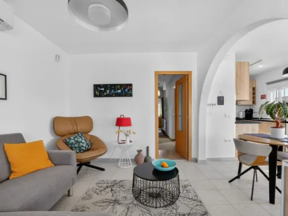 House Of 408 M² In Torrevieja, Spain