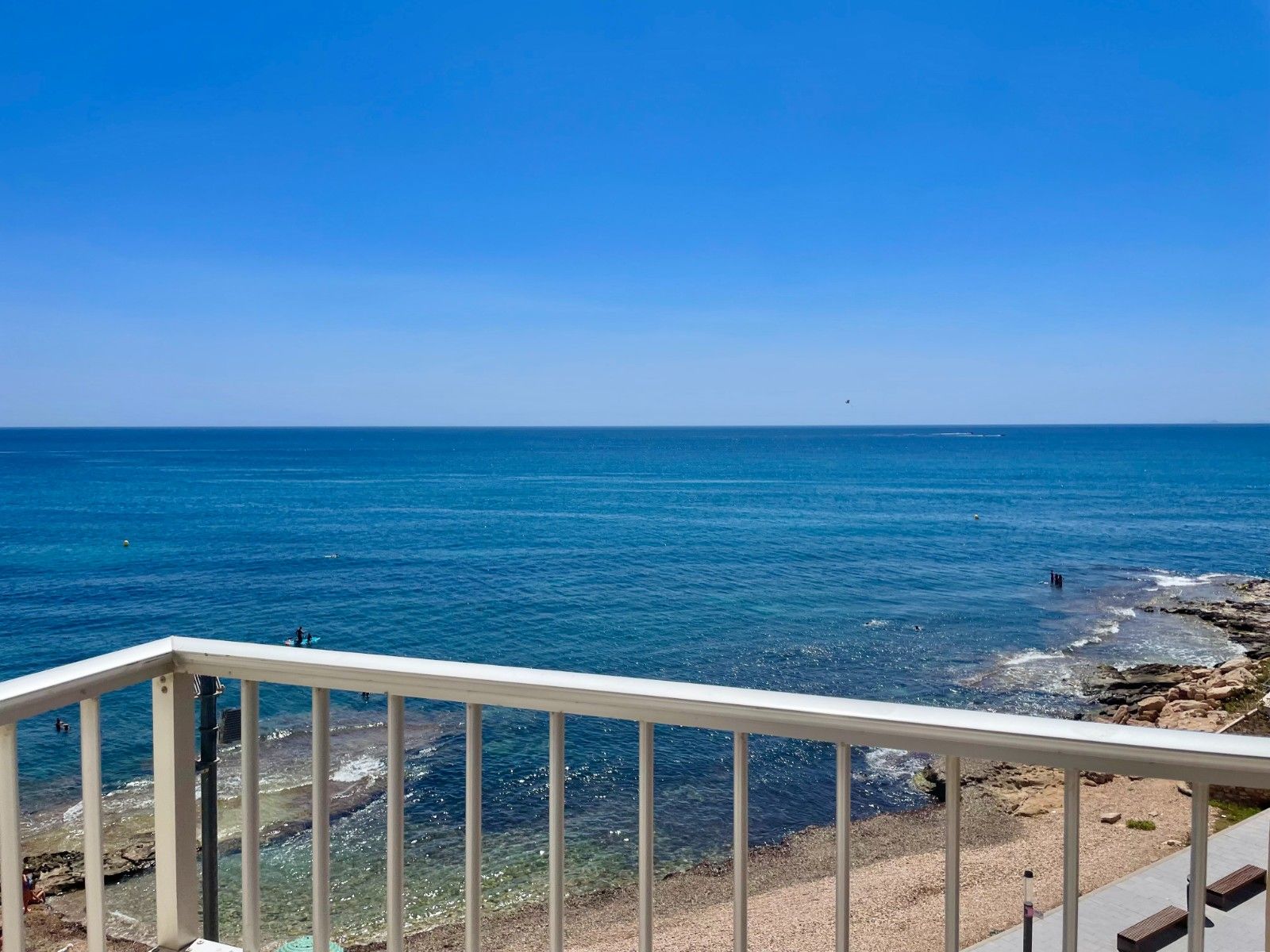 Apartment Of 91 M² In Torrevieja, Spain