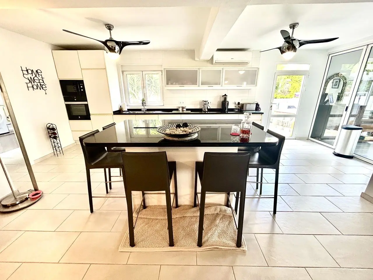 Villa Of 540 M² In Catral, Spain