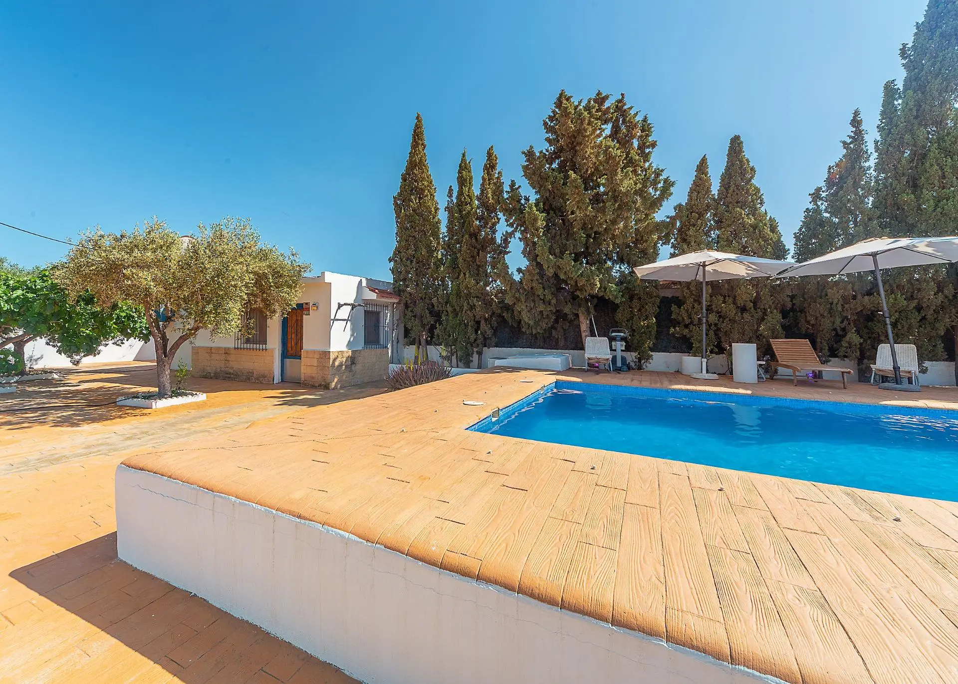 Villa Of 277 M² In Alicante, Spain