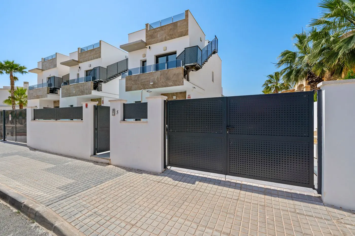 Villa Of 105 M² In Torrevieja, Spain