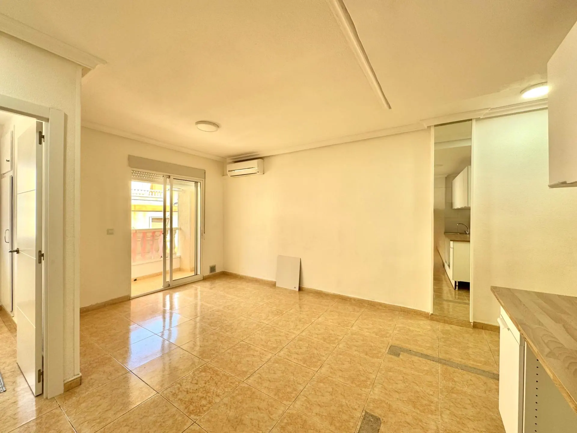 Apartment Of 59 M² In Torrevieja, Spain