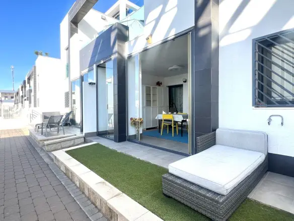 Apartment Of 70 M² With Sea View In Orihuela Costa, Spain