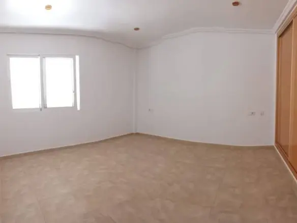 4-bedroom Duplex In Santiago De La Ribera, Spain (249 M²)