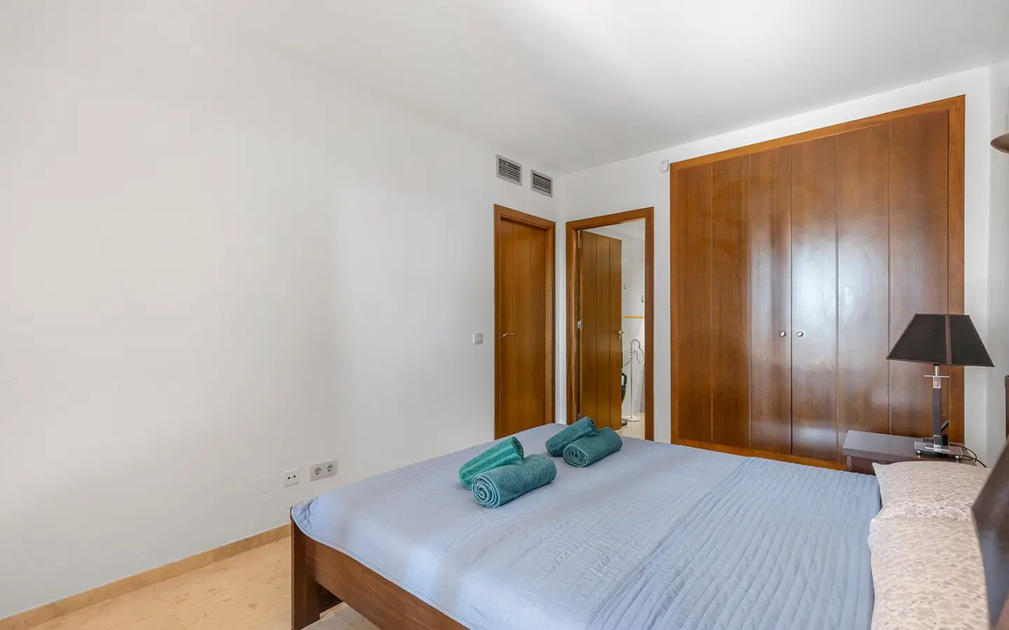 Apartment Of 84 M² In Torrevieja, Spain