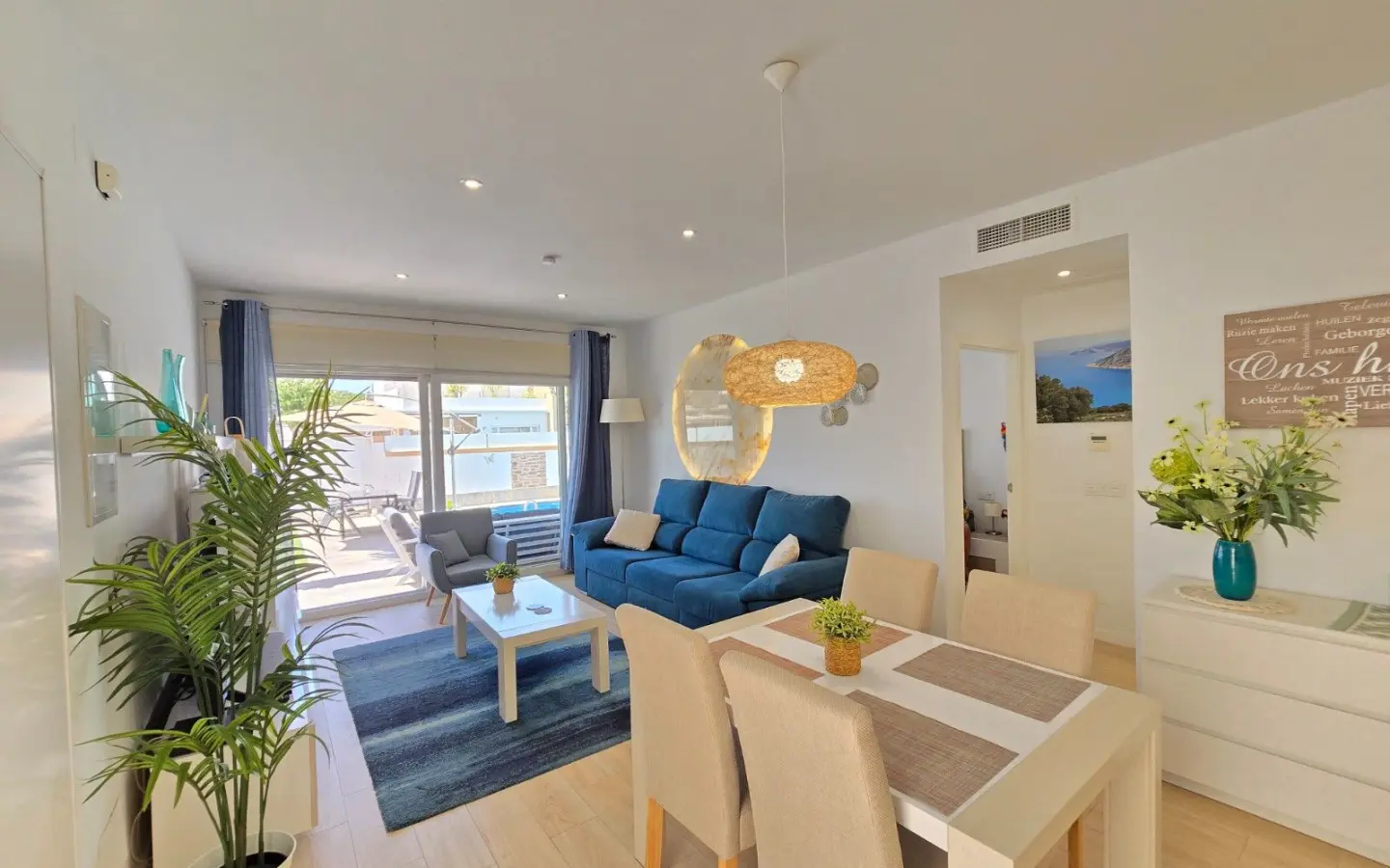 Villa Of 111 M² In Pilar De La Horadada