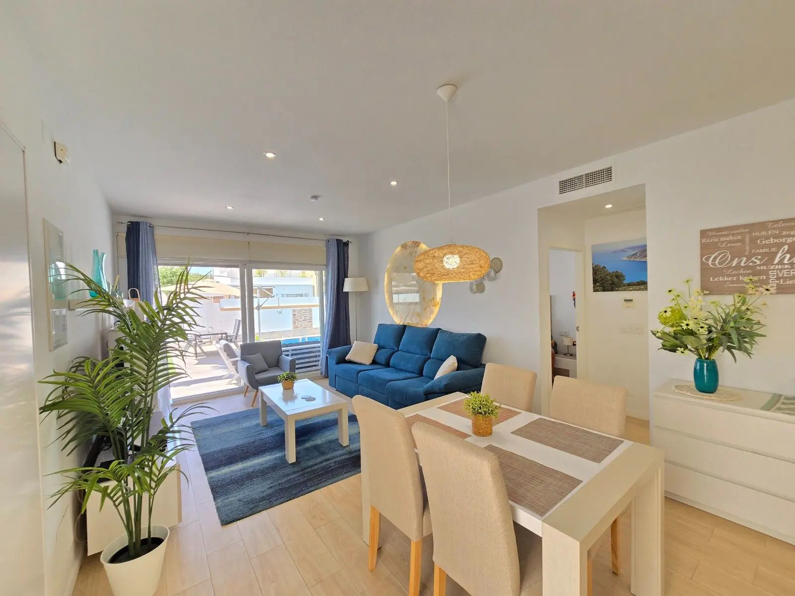 Villa Of 111 M² In Pilar De La Horadada