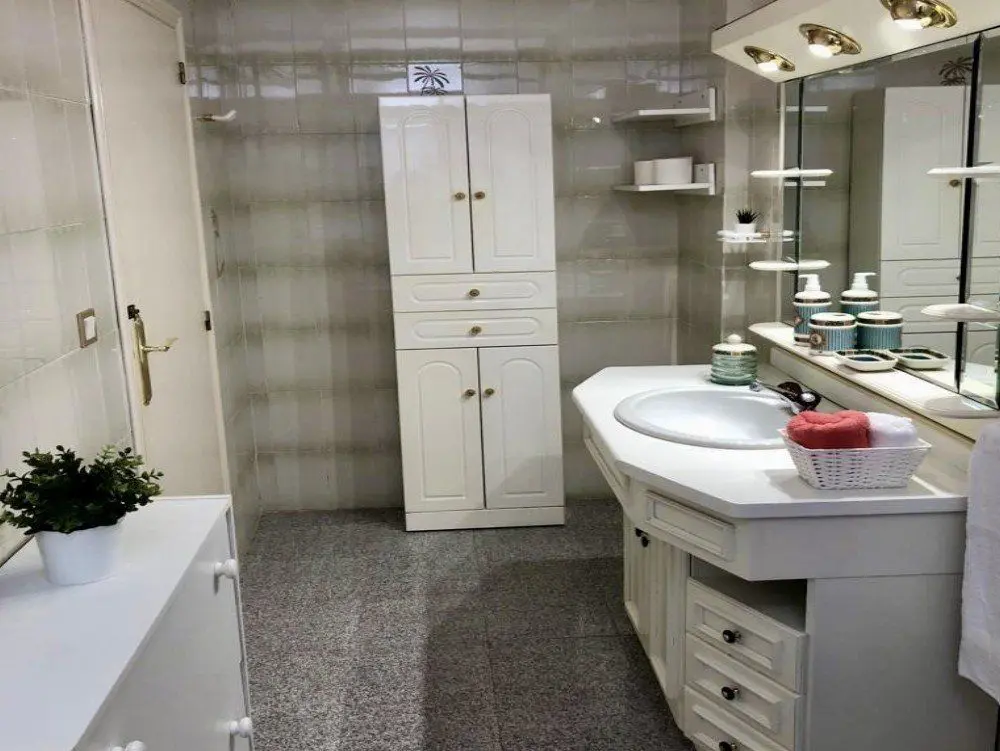 Duplex Of 110 M² With Sea Views In Santa Pola
