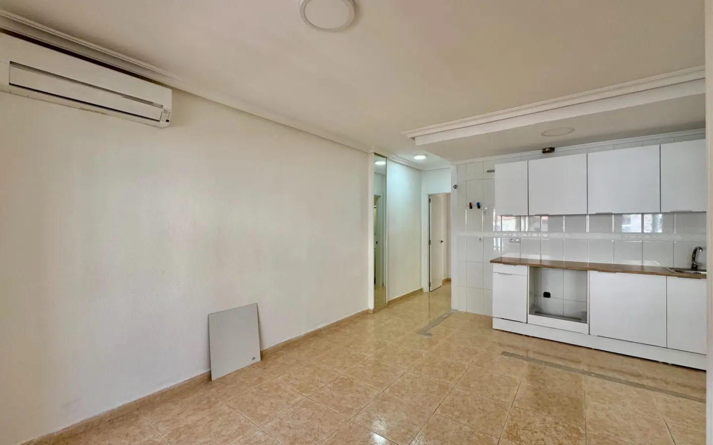 Apartment Of 59 M² In Torrevieja, Spain