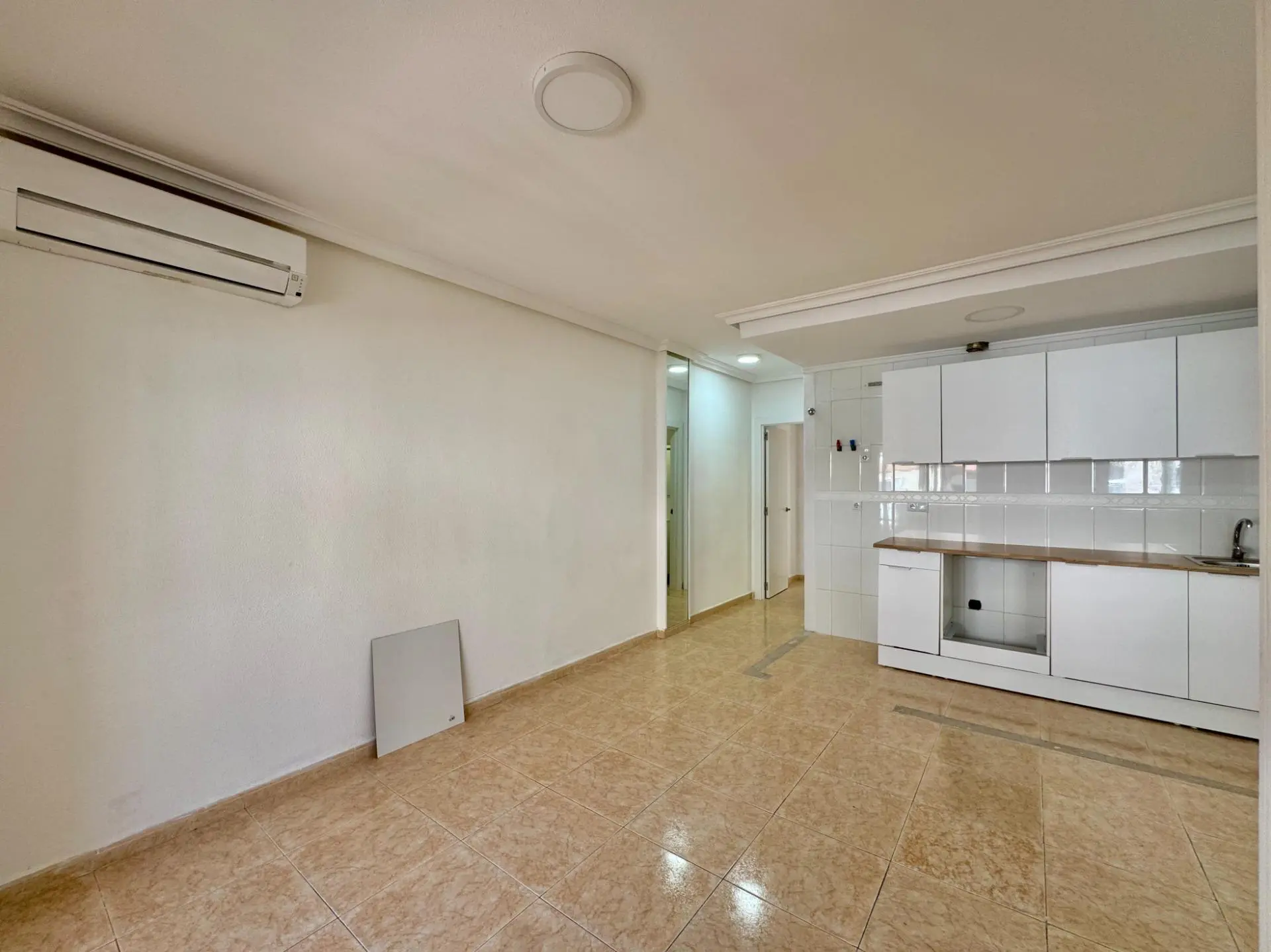 Apartment Of 59 M² In Torrevieja, Spain