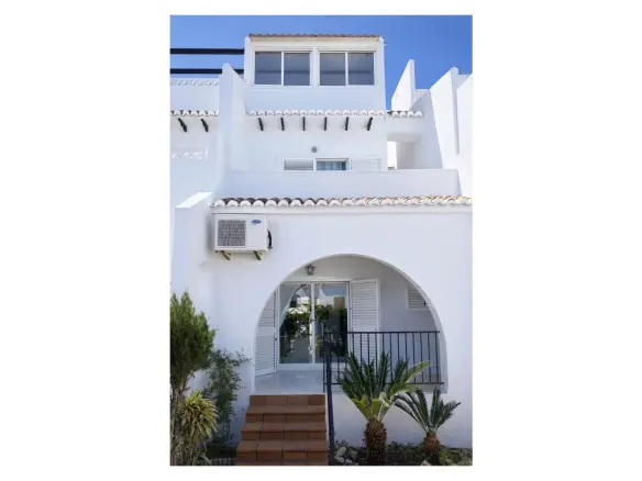 Terraced House Of 80 M² In Algorfa, Spain