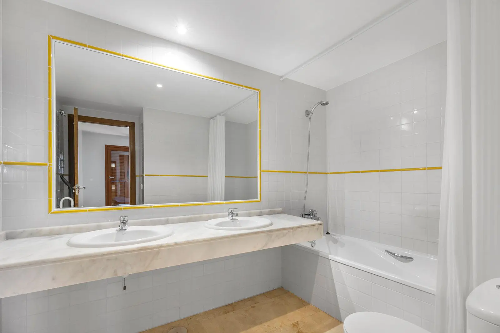 Apartment 84 M² In Torrevieja, Spain – Mediter Real Estate
