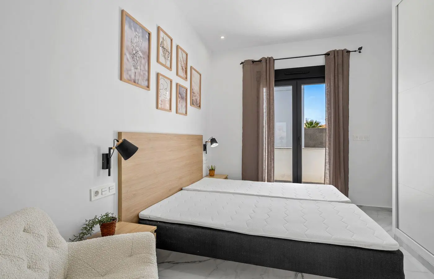 Villa Of 105 M² In Torrevieja, Spain