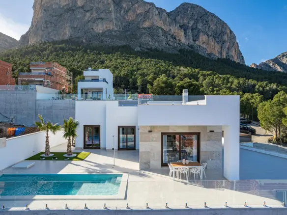 3-bedroom Villa In Polop, Spain (136 M²)