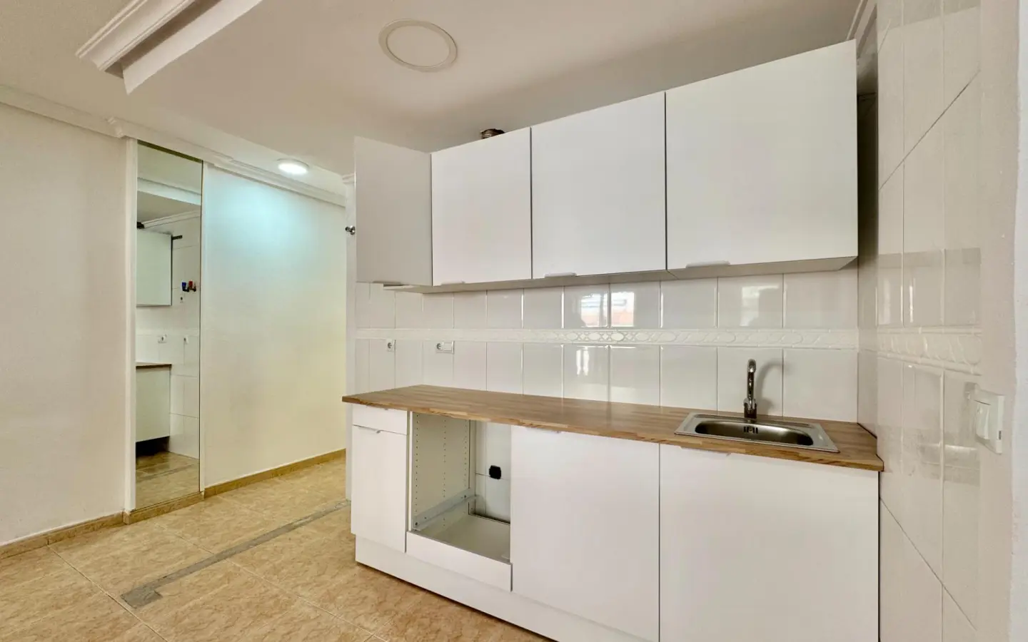 Apartment Of 59 M² In Torrevieja, Spain