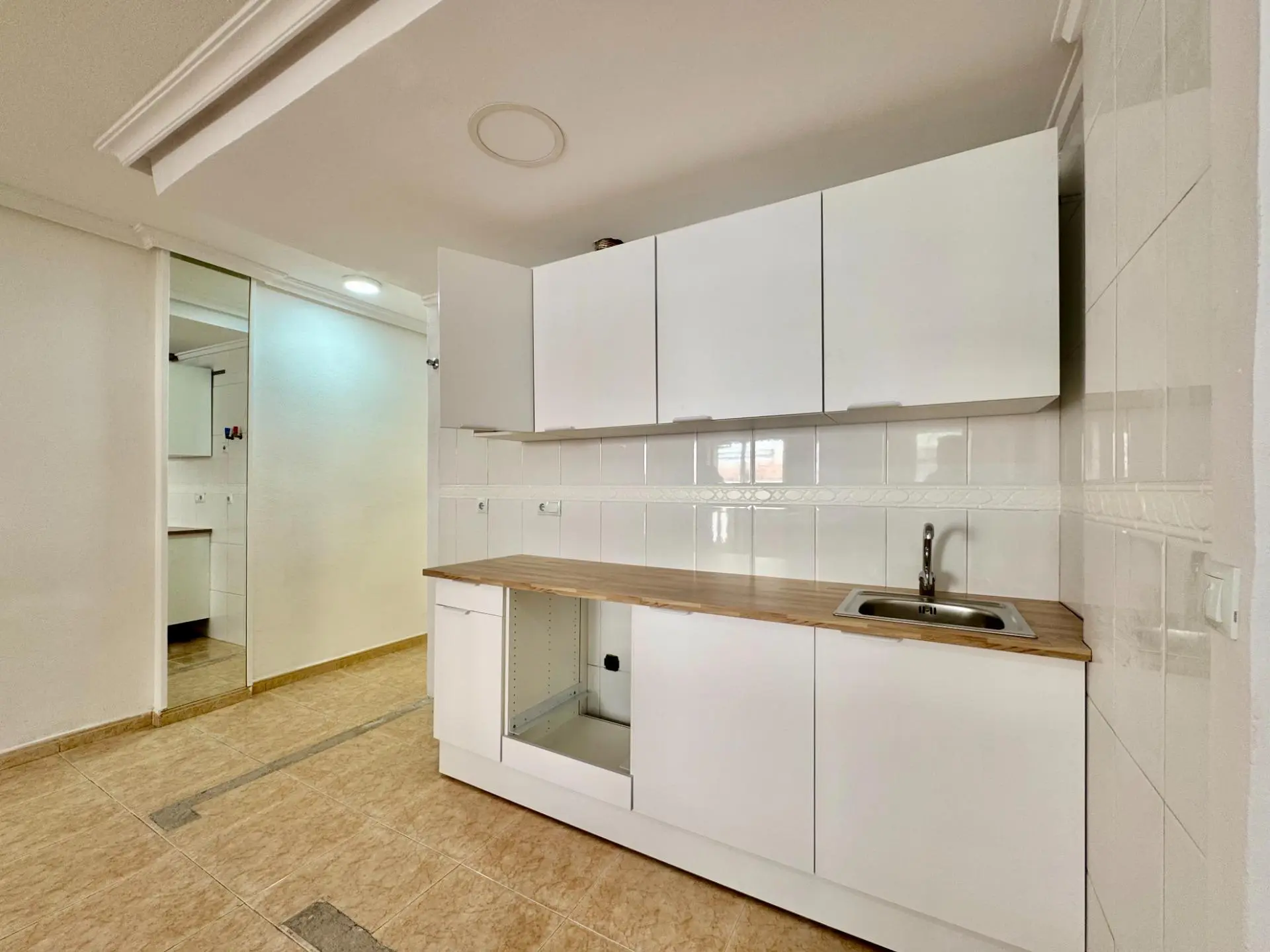 Apartment Of 59 M² In Torrevieja, Spain