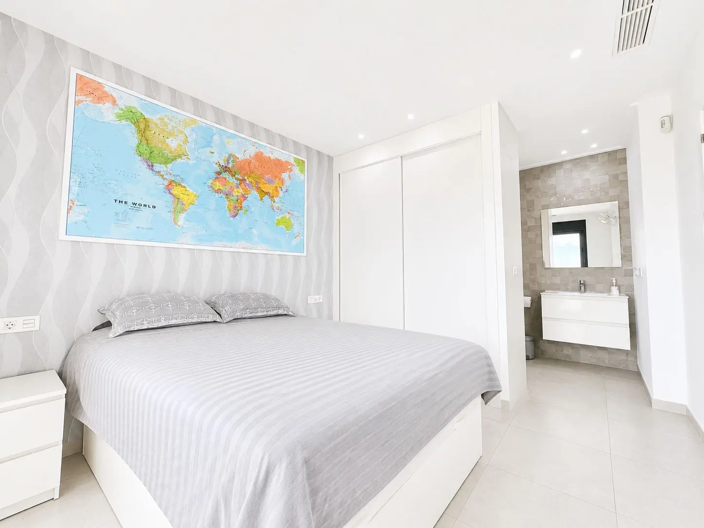 Villa Of 319 M² In Benijofar, Spain