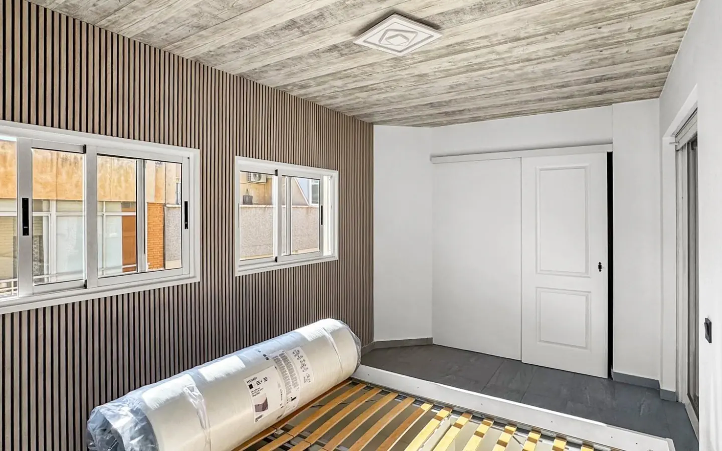Apartment Of 59 M² In Torrevieja, Spain