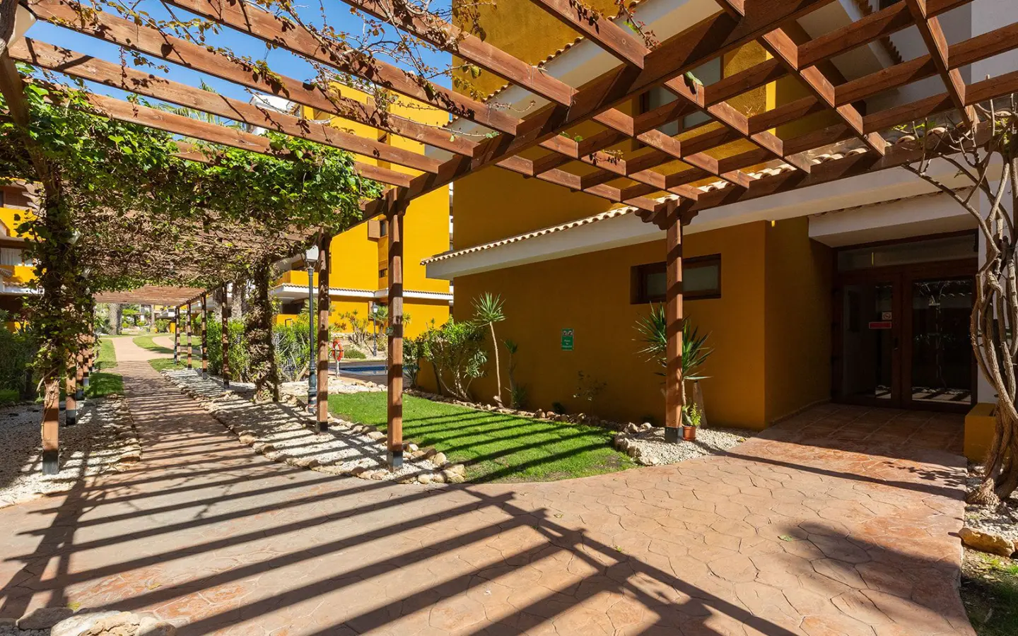 Apartment Of 84 M² In Torrevieja, Spain