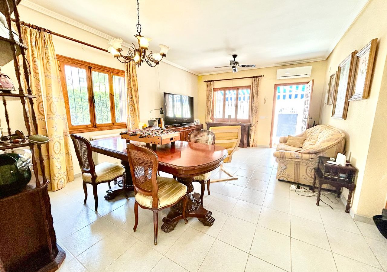 Villa Of 144 M² In Orihuela Costa, Spain