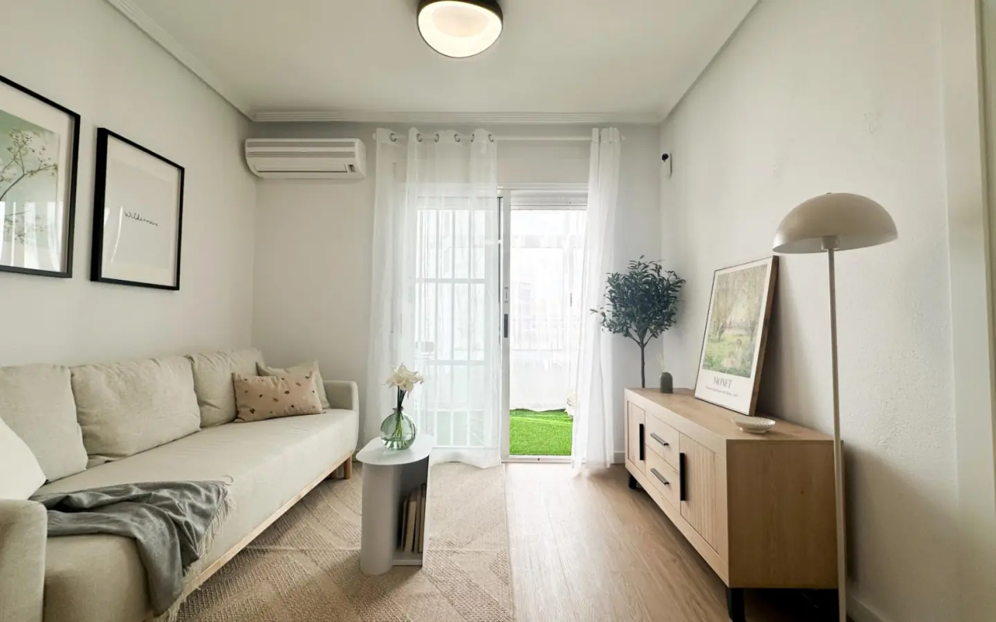 Apartment Of 69 M² In Orihuela Costa, Spain