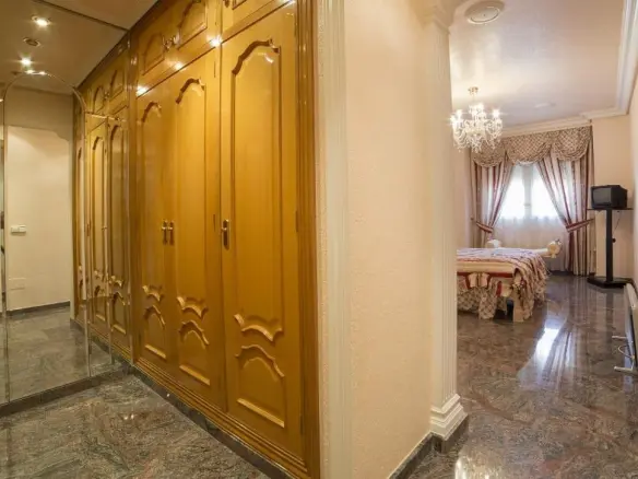 5-bedroom House In Los Alcázares, Spain (630 M²)