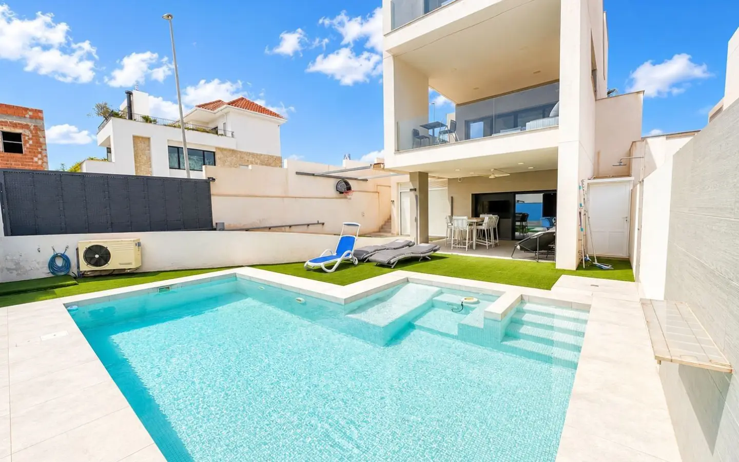 Villa Of 319 M² In Benijofar, Spain