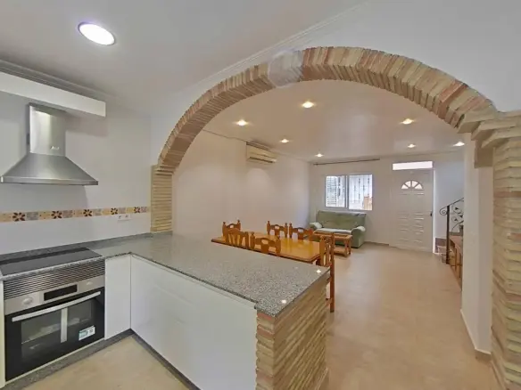4-bedroom Duplex In Santiago De La Ribera, Spain (249 M²)