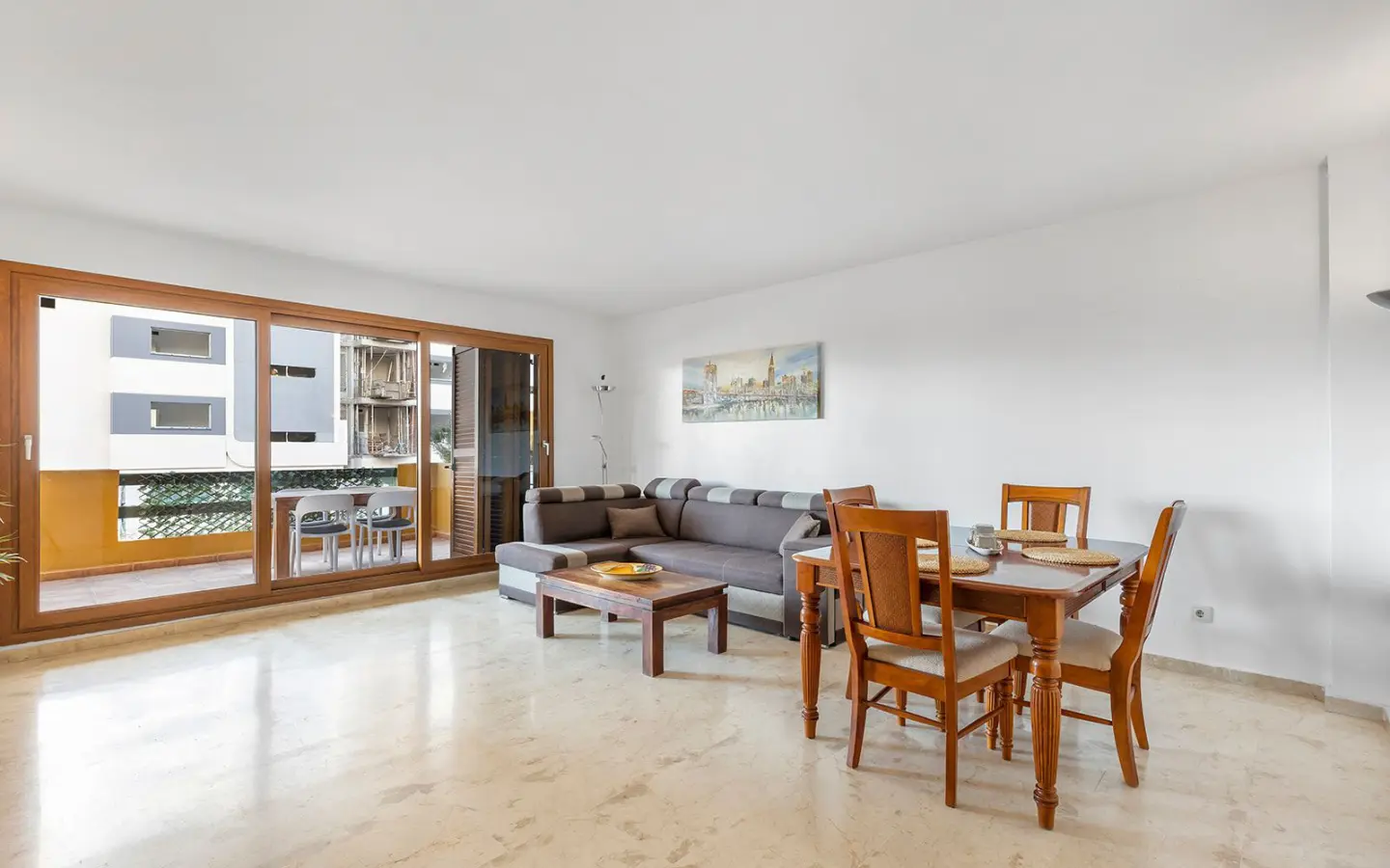 Apartment Of 84 M² In Torrevieja, Spain