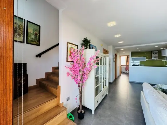 2-bedroom Duplex In Guardamar Del Segura, Spain (121 M²)