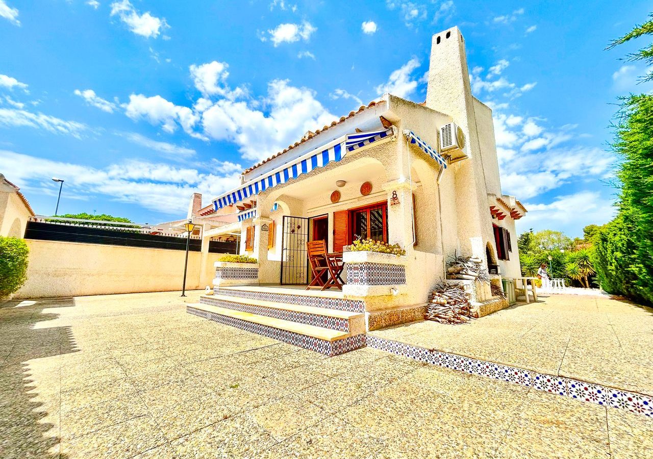 Villa Of 144 M² In Orihuela Costa, Spain