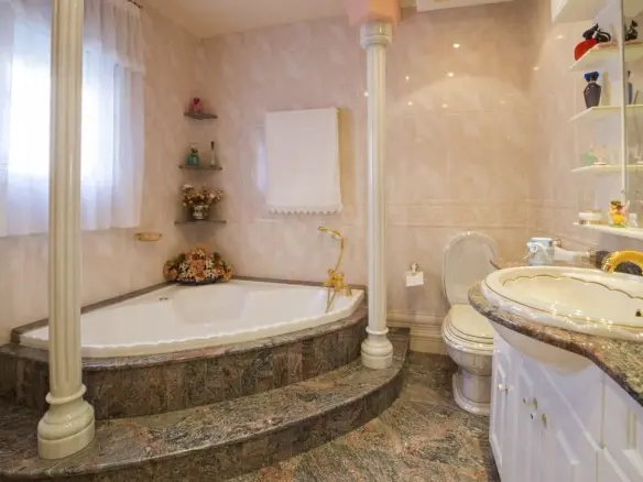 5-bedroom House In Los Alcázares, Spain (630 M²)