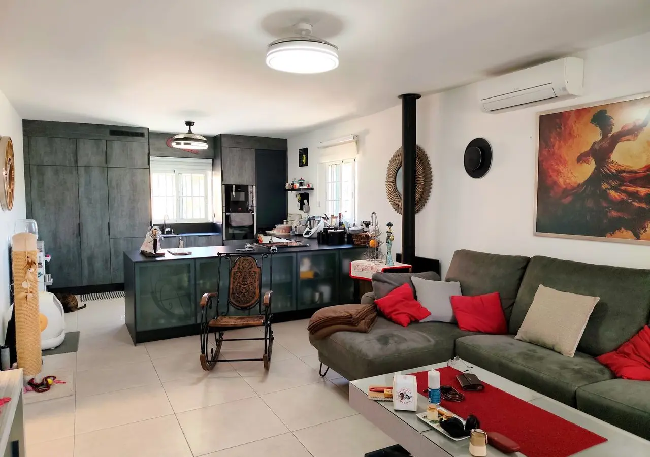 Villa Of 150 M² In Jacarilla, Spain