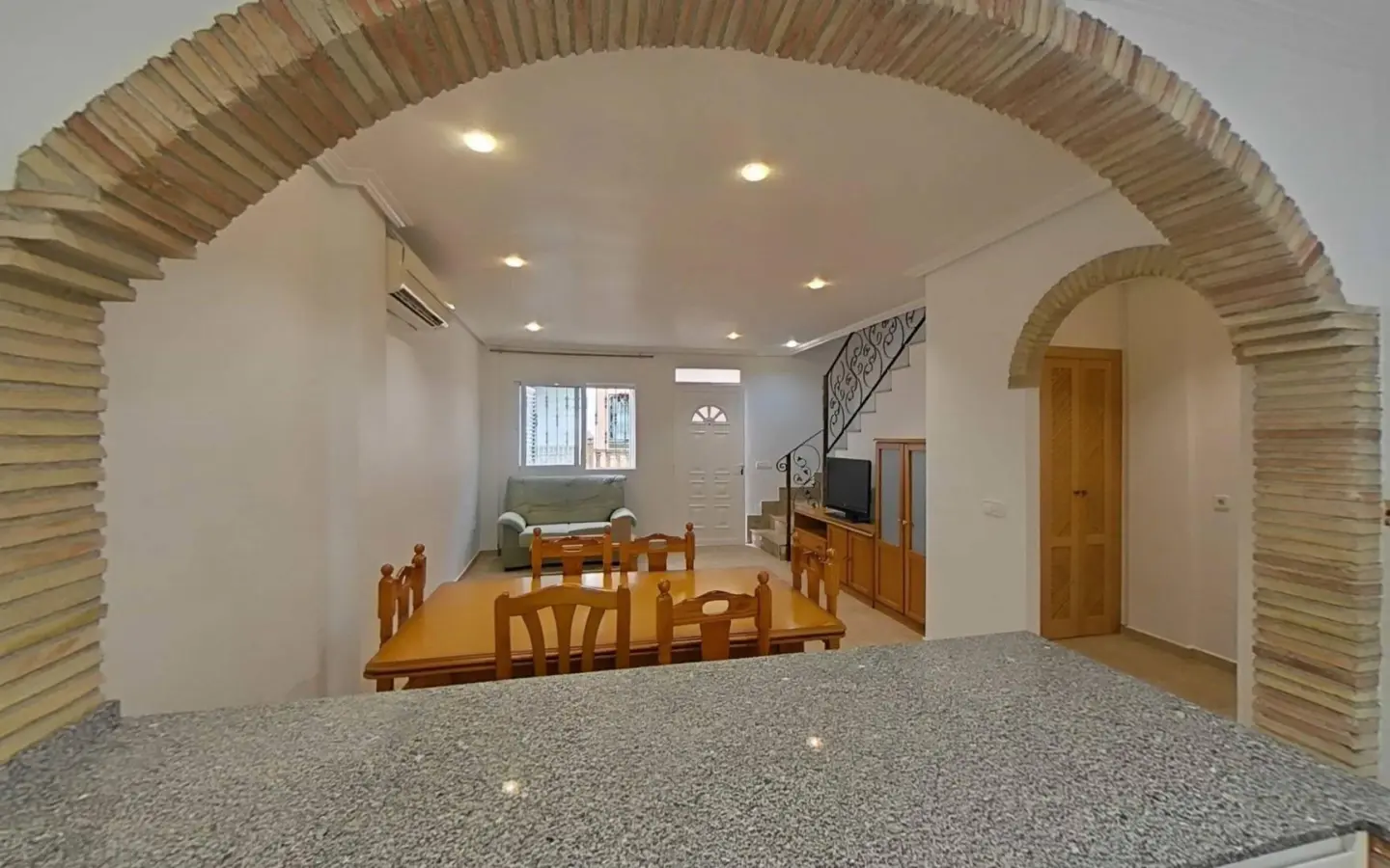 4-bedroom Duplex In Santiago De La Ribera, Spain (249 M²)