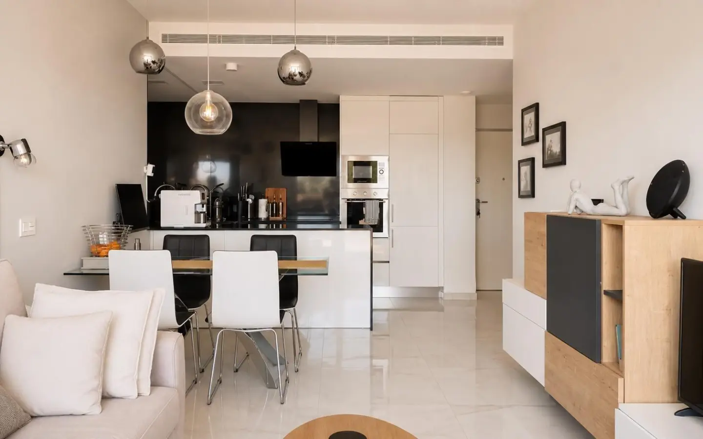 Apartment Of 112 M² In Orihuela Costa, Spain