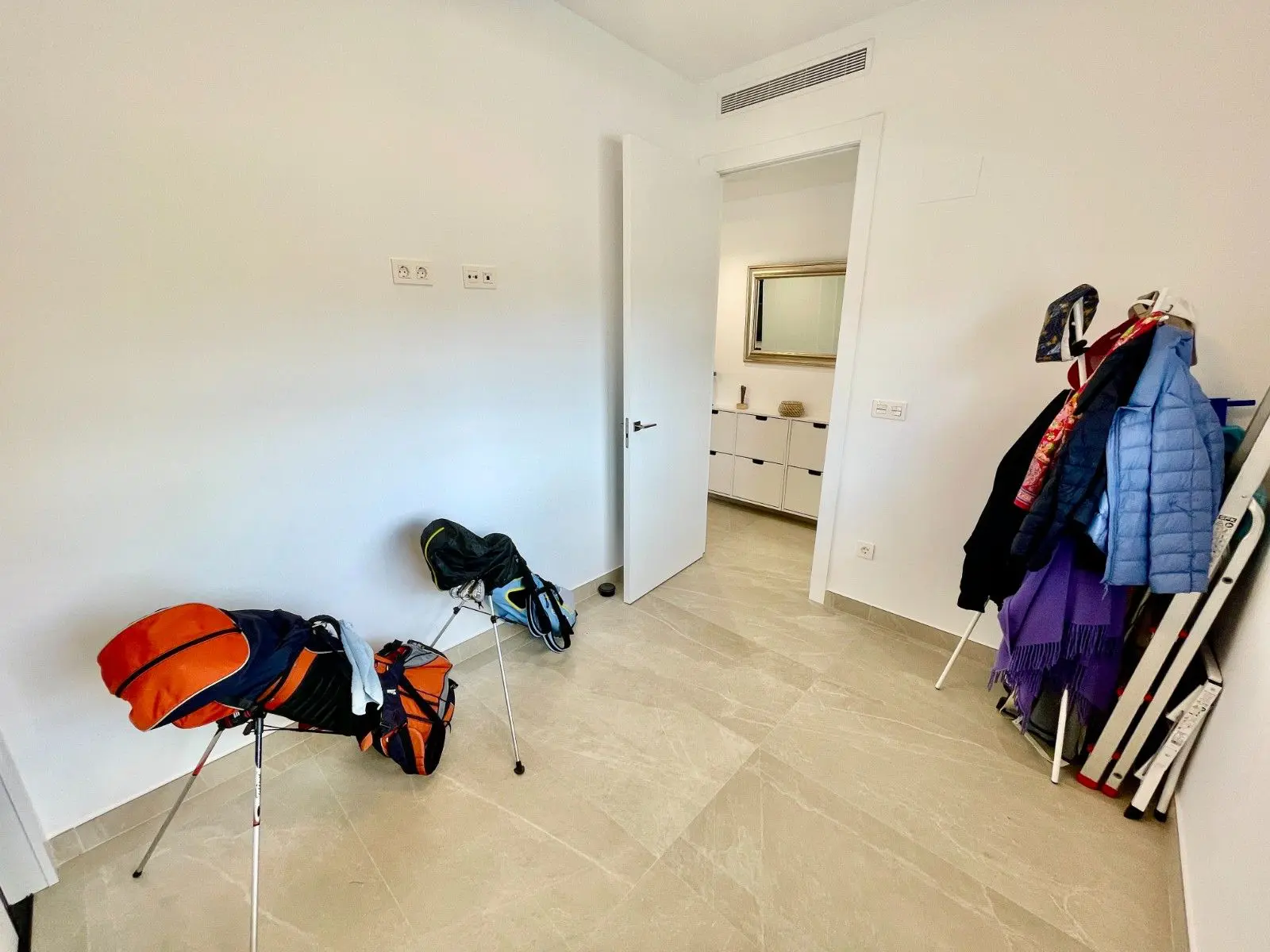 Apartment Of 0 M² In Benijofar, Spain