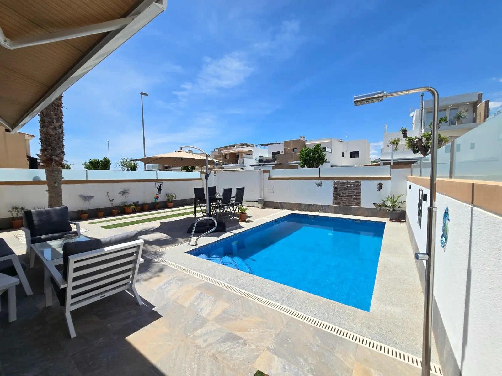 Villa Of 111 M² In Pilar De La Horadada