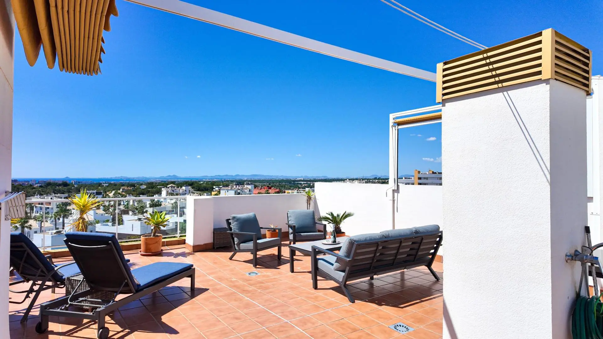 Apartment Of 131 M² With Sea View In Orihuela Costa