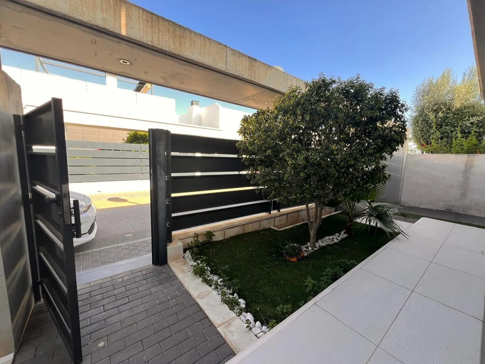 Villa Of 96 M² With Sea View In Orihuela Costa
