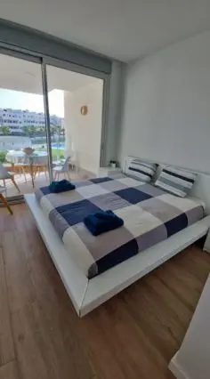 Apartment Of 94 M² With Features In Orihuela Costa, Spain