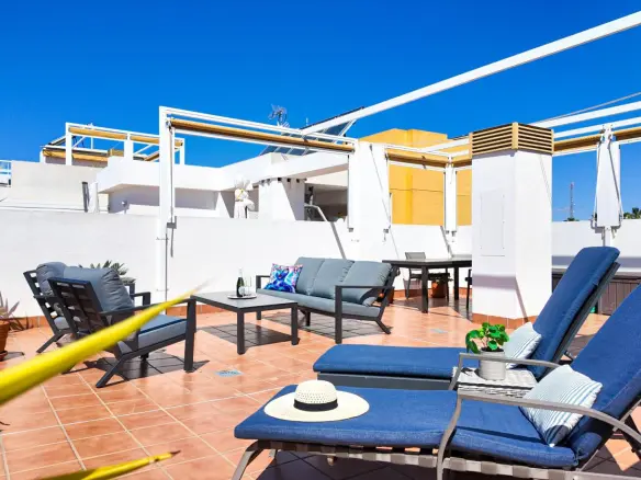 Apartment Of 131 M² With Sea View In Orihuela Costa