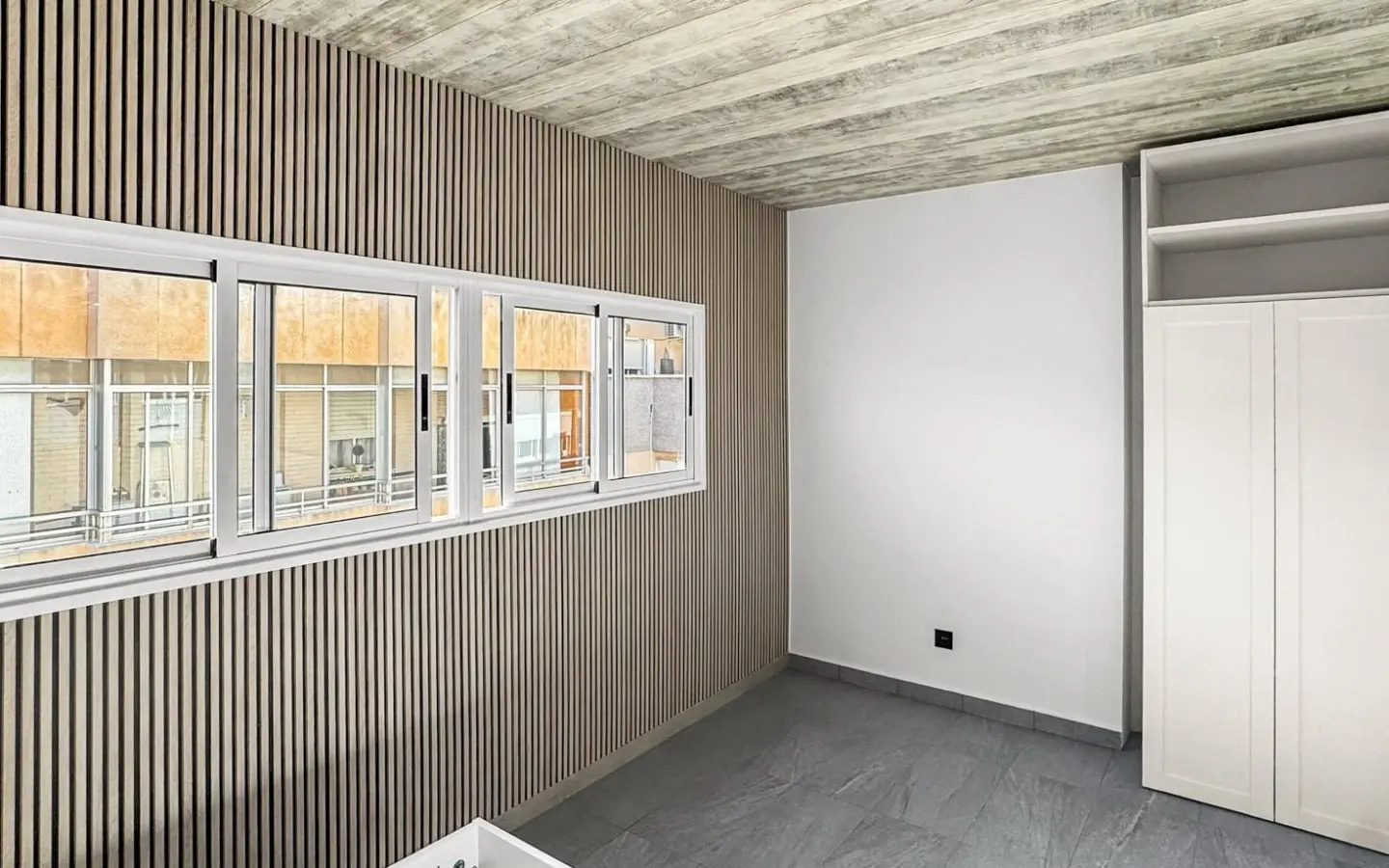 Apartment Of 59 M² In Torrevieja, Spain