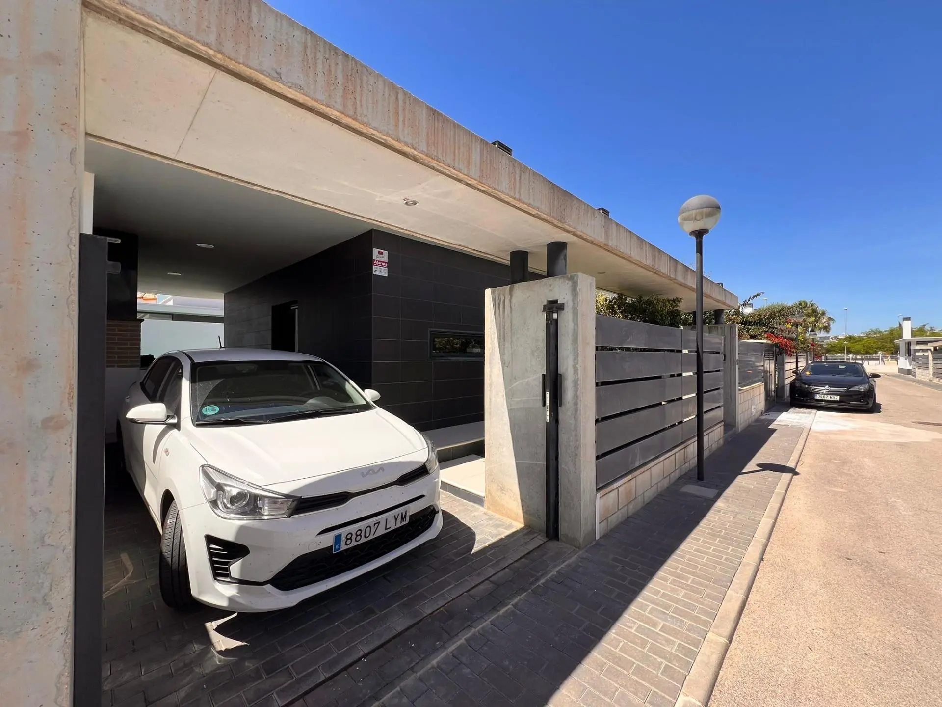 Villa Of 96 M² With Sea View In Orihuela Costa