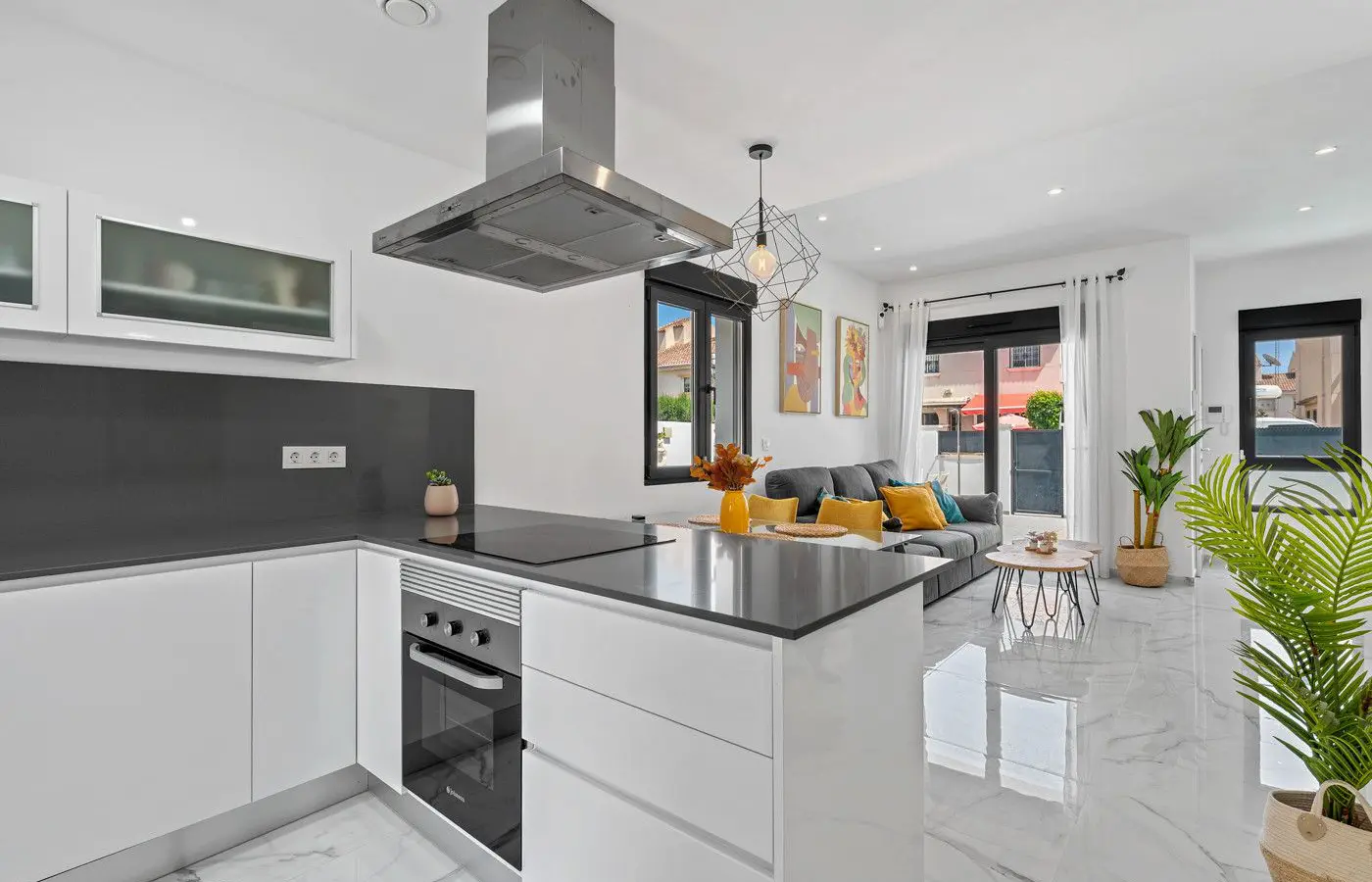 Villa Of 105 M² In Torrevieja, Spain