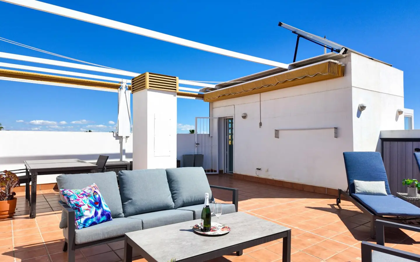 Apartment Of 131 M² With Sea View In Orihuela Costa