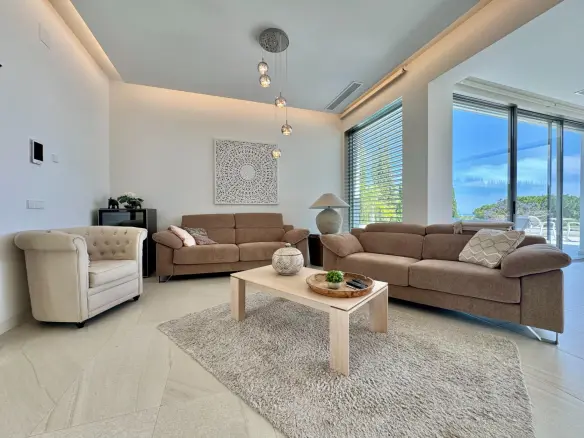 Villa Of 200 M² In Orihuela, Spain