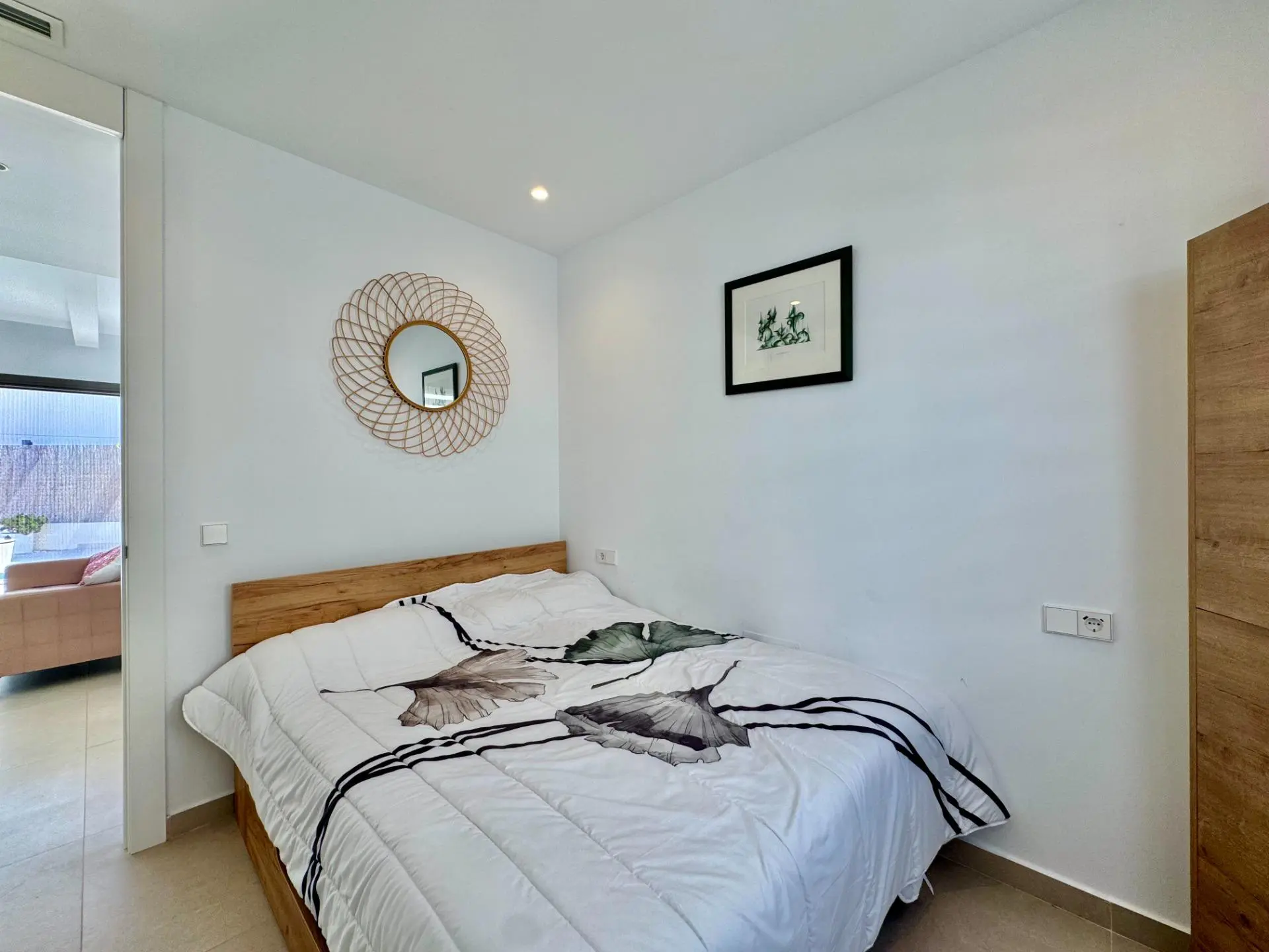 Villa Of 90 M² In San Miguel De Salinas, Spain