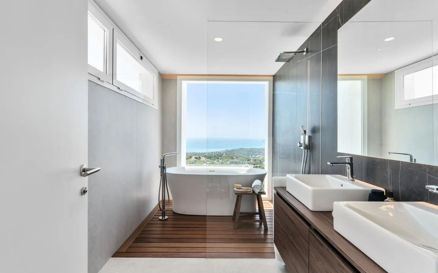 4-bedroom Villa In Altea, Spain (405 M²)