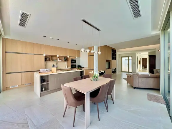 Villa Of 200 M² In Orihuela, Spain