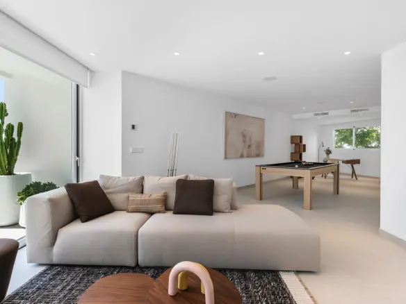 4-bedroom Villa In Altea, Spain (405 M²)